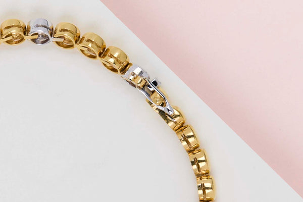 18ct. Yellow and White Gold Bracelet - Diamonds - 18.5CM