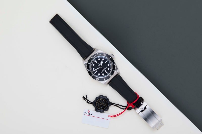Black Bay 41 'Black Dial - Rubber'