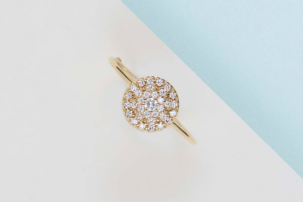 18ct. Yellow Gold Ring - Diamonds - Size 54