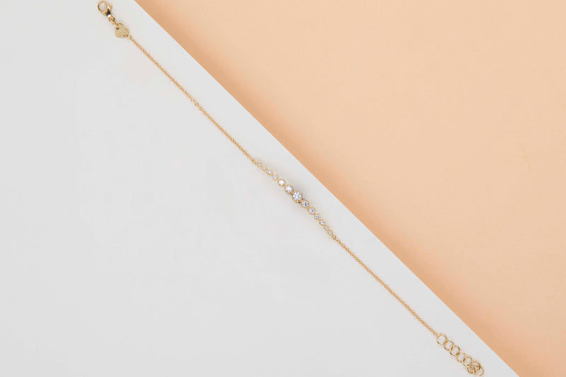 18ct. Yellow Gold Bracelet - Diamonds - 17CM