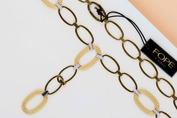 18ct. Yellow Gold Necklace & 0.21ct. Diamonds - 44 CM