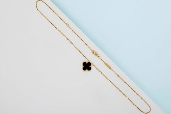 Vintage Alhambra Necklace - Yellow Gold - Onyx - 42 CM - B&P