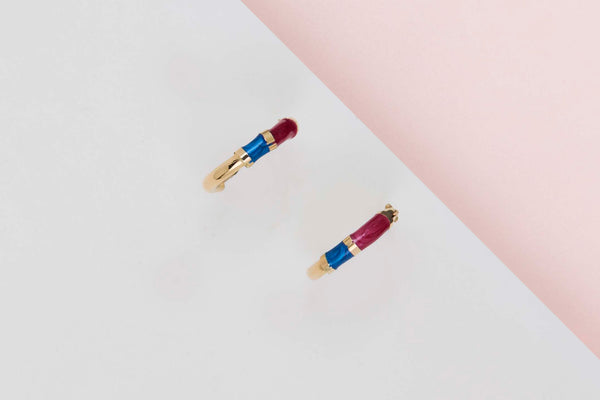 18ct. Yellow Gold Earrings - Enamel