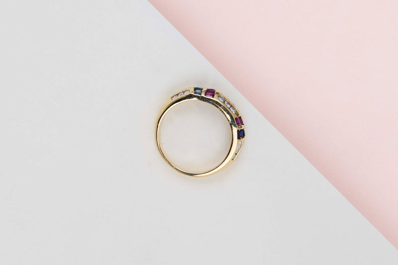 18ct. Yellow Gold Ring - Diamonds Sapphires Rubies - Size 50