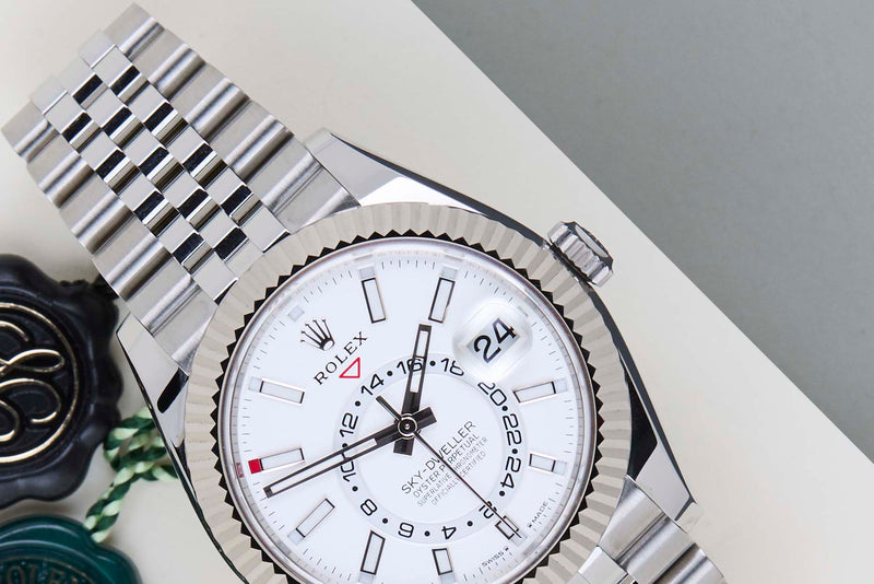 Sky-Dweller 'White Dial - Jubilee'