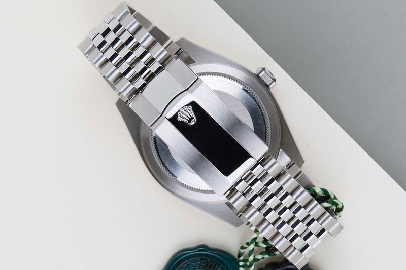 Sky-Dweller 'White Dial - Jubilee'
