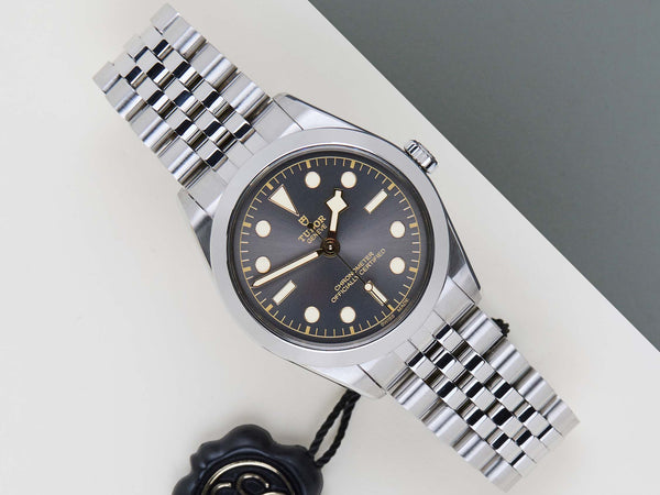 Black Bay One 36 'Anthracite Dial'