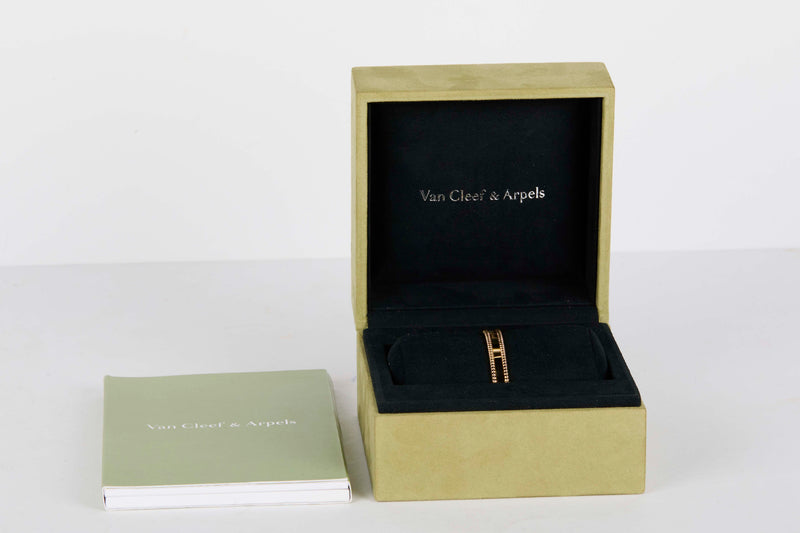 Perlée Signature Bracelet Medium - Size M - Yellow Gold - B&P