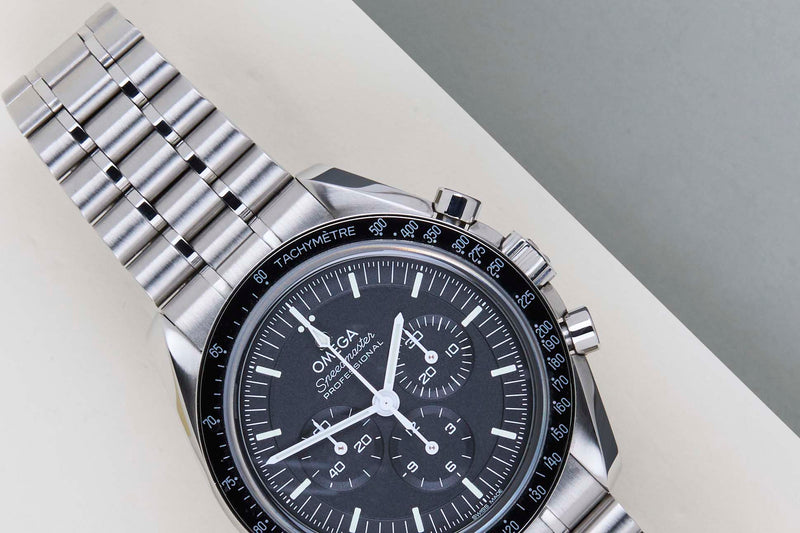 Speedmaster Professional Moonwatch 'Sapphire'