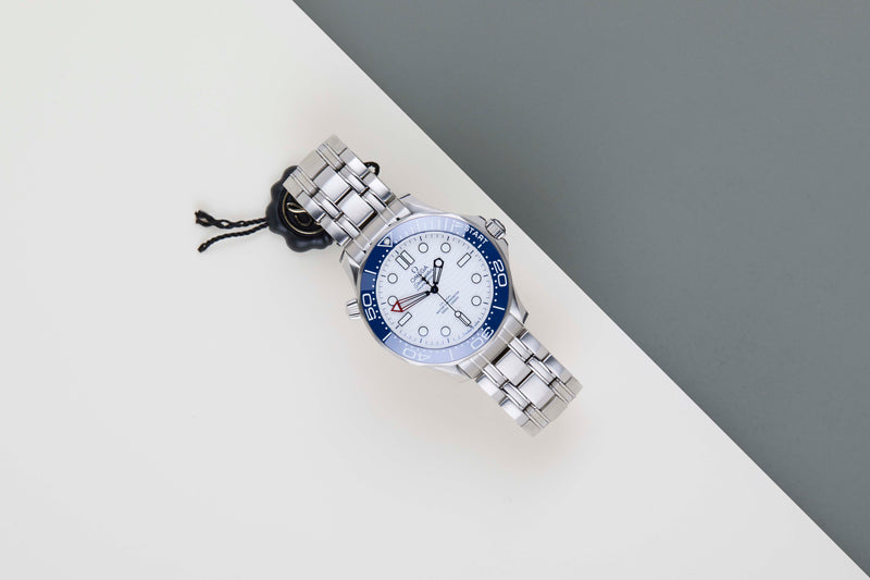 Seamaster Diver 300M 'White Wave Dial - America's Cup'