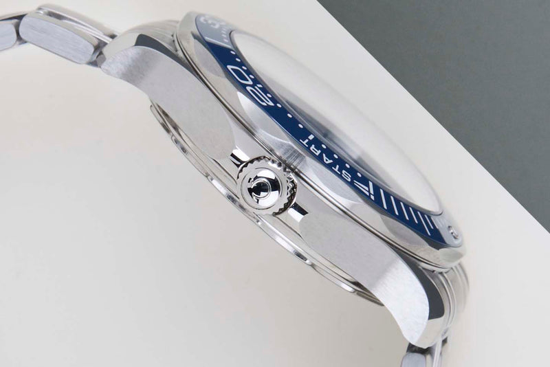 Seamaster Diver 300M 'White Wave Dial - America's Cup'