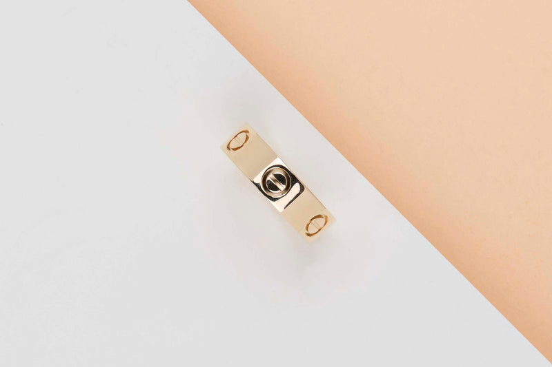 Love Ring - Yellow Gold - Size 52 - B&P