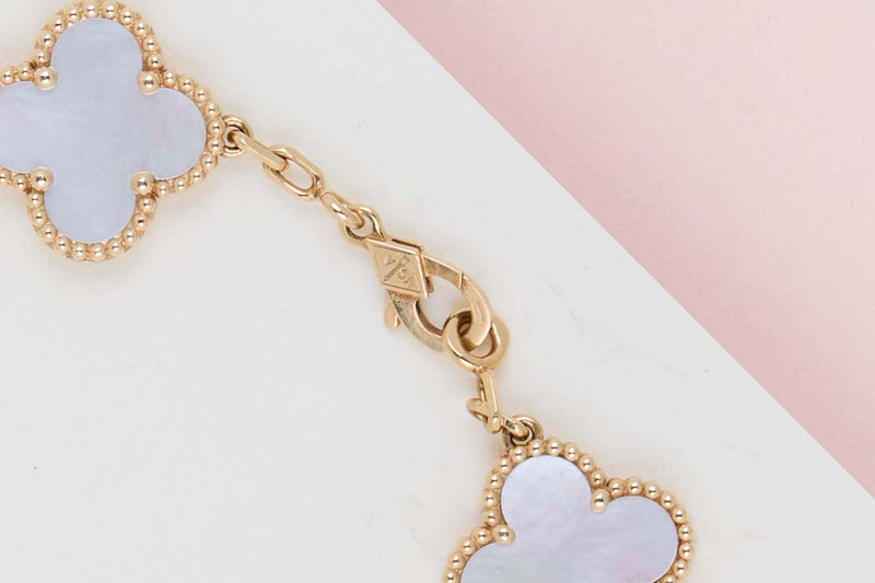 Vintage Alhambra Bracelet - 5 Motifs - Yellow Gold & Mother Of Pearl - 19,5cm - B&P