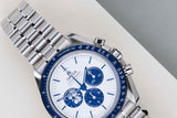 Speedmaster Professional Moonwatch 'Silver Snoopy Award'