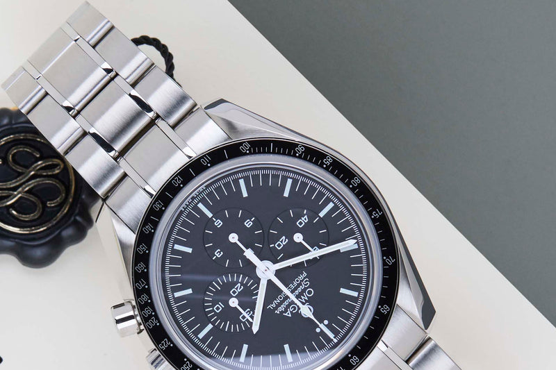 Speedmaster Professional Moonwatch 'Black Dial'