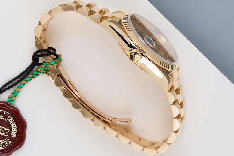 Day-Date 36 'Diamond Champagne Dial - President'