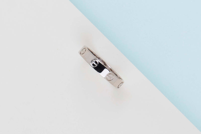 Love Ring Small - White Gold - Size 56 - B&P