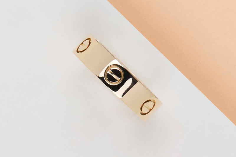 Love Ring - Yellow Gold - Size 58 - B&P