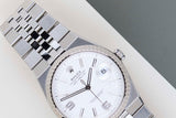 Land-Dweller 40 'White Honeycomb Dial'