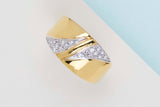 18ct. Yellow & White Gold Ring - Diamonds - Size 59