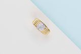 18ct. Yellow Gold Ring - Diamonds - Size 62
