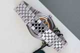 Land-Dweller 40 'White Honeycomb Dial'