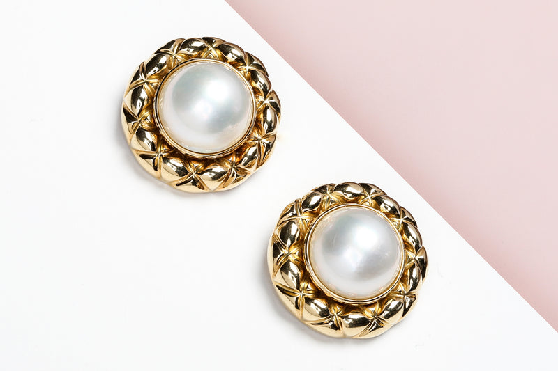 18 ct. Yellow Gold Pearl Earrings