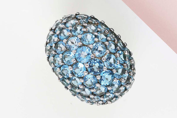 18 ct. White Gold Ring - Light Blue Topaz