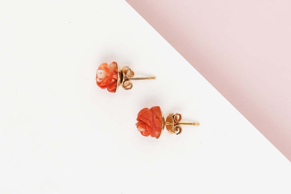 18 CT. Yellow Gold Earrings - Blood Coral