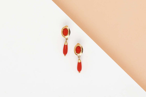 18 CT. Yellow Gold Earrings - Blood Coral