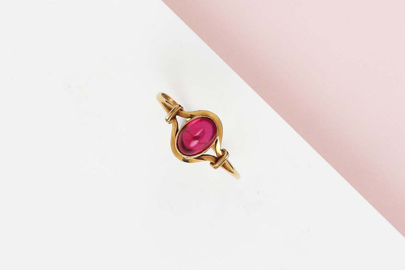 18 CT. Yellow Gold Ring - Ruby