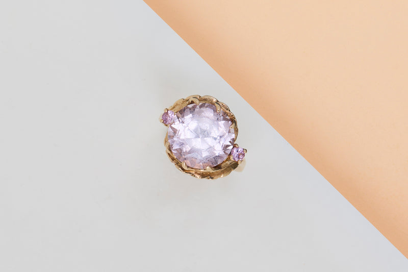 14 ct. Yellow Gold Ring - Amethyst - Size 54