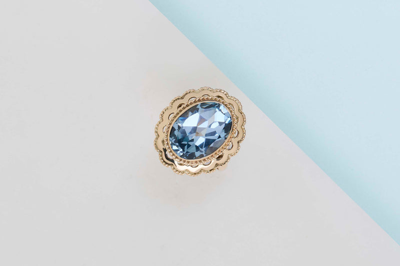 14 ct. Yellow Gold Ring - Blue Topaz - Size 56