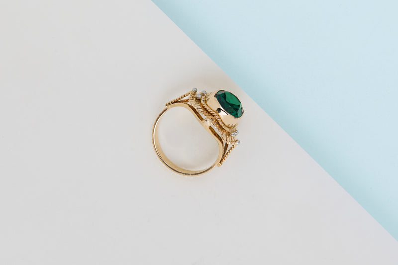 18 ct. Yellow Gold - Synthetic Tourmaline - Size 57