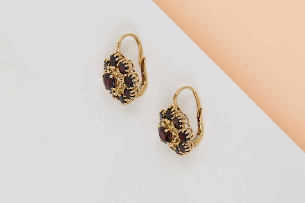 18ct. Yellow Gold Earrings - Garnet
