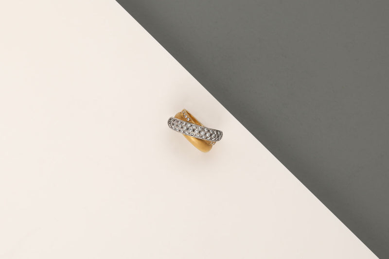 18 ct. White & Yellow Gold Ring - Diamonds