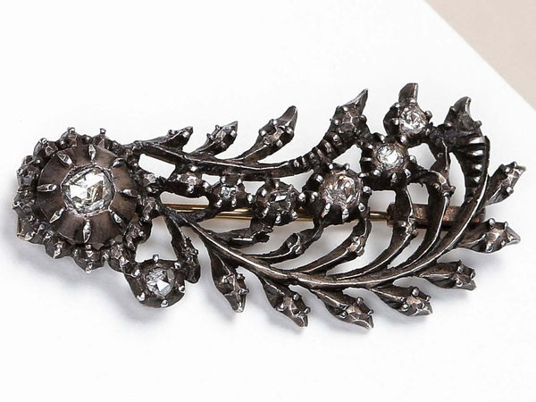 Silver Broche - Diamond